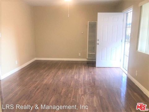 Photo of 18321 MALDEN Street #4, Northridge, CA 91325 (MLS # 24410035)