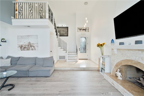 Tiny photo for 2355 Peninsula Rd, Oxnard, CA 93035 (MLS # SR26184971)