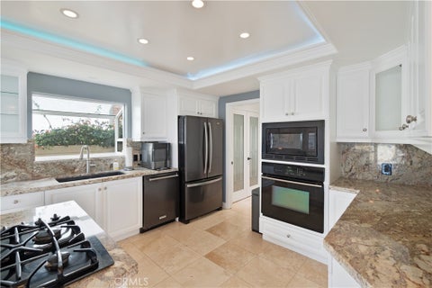 Tiny photo for 2355 Peninsula Rd, Oxnard, CA 93035 (MLS # SR26184971)