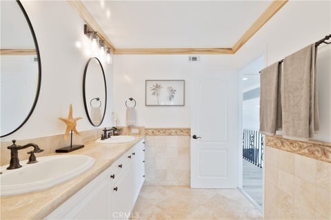Tiny photo for 2355 Peninsula Rd, Oxnard, CA 93035 (MLS # SR26184971)