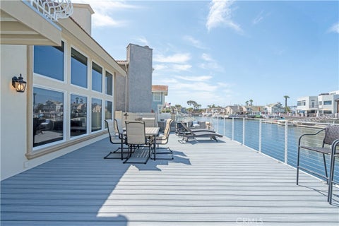 Tiny photo for 2355 Peninsula Rd, Oxnard, CA 93035 (MLS # SR26184971)