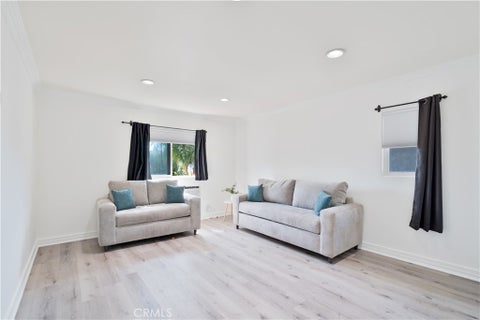 Tiny photo for 2355 Peninsula Rd, Oxnard, CA 93035 (MLS # SR26184971)