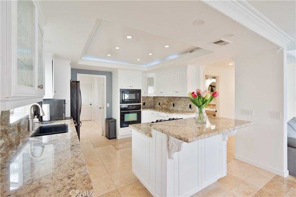 2355 Peninsula