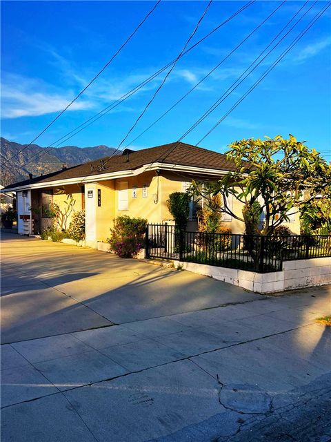 Photo of 843 W Walnut Ave. Ave #B, Monrovia, CA 91016 (MLS # DW26031041)
