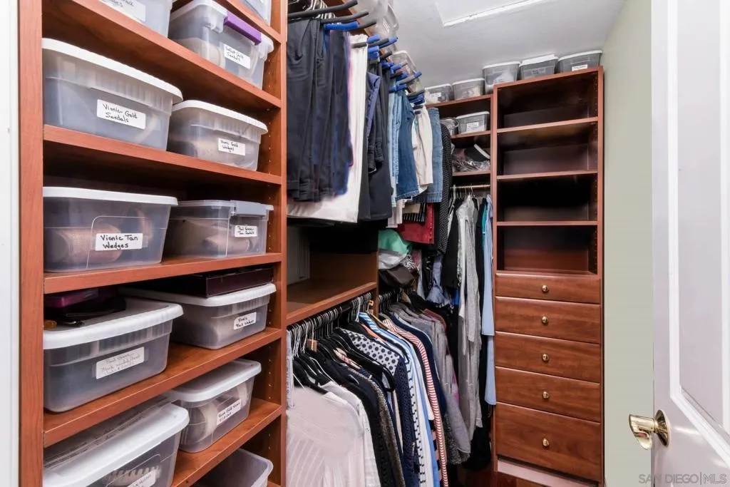 San Diego, California 92103, United States, 3 Bedrooms Bedrooms, ,3 BathroomsBathrooms,Residential,Active,16854