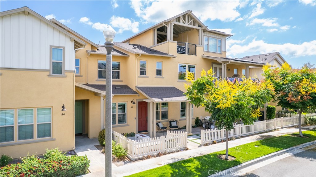 52 Promesa Avenue