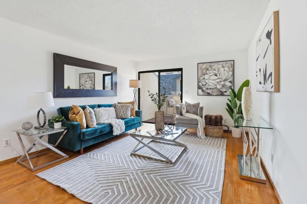 3241 Shadow Park Place