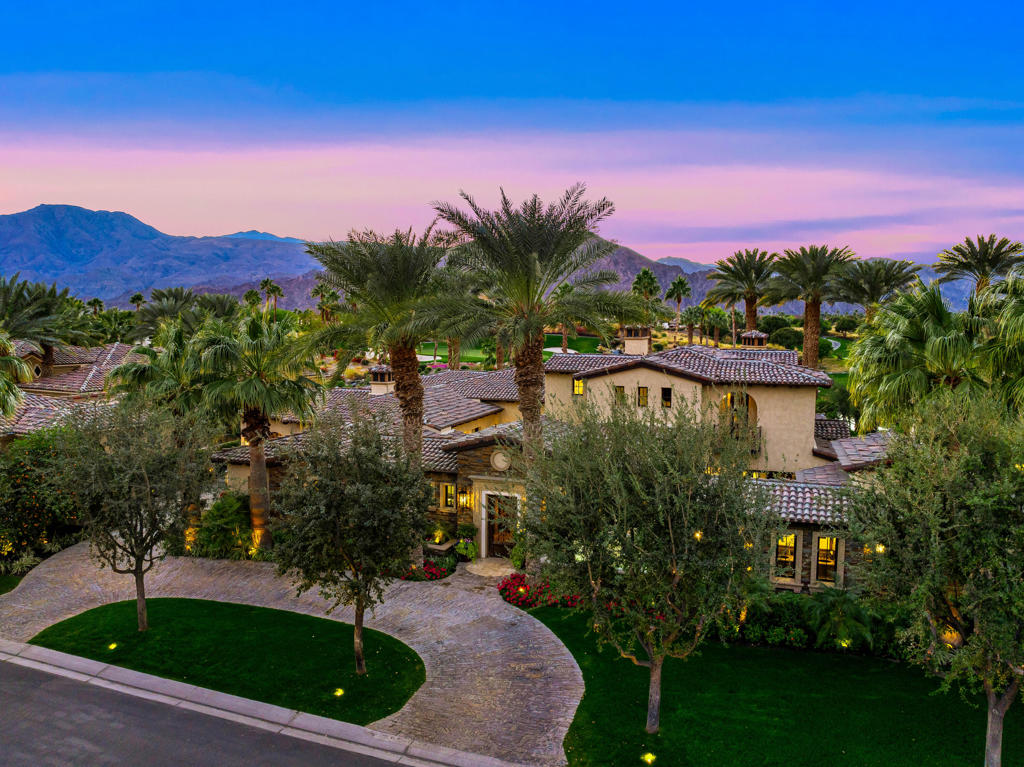 The Hideaway - Residential
