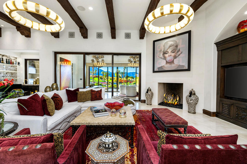 The Hideaway - Residential