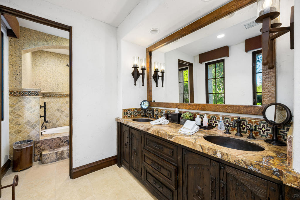The Hideaway - Residential