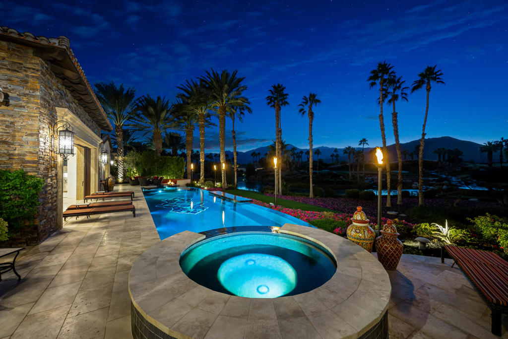 The Hideaway - Residential