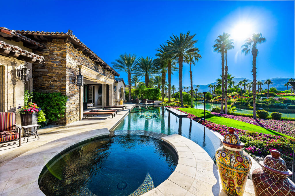 The Hideaway - Residential