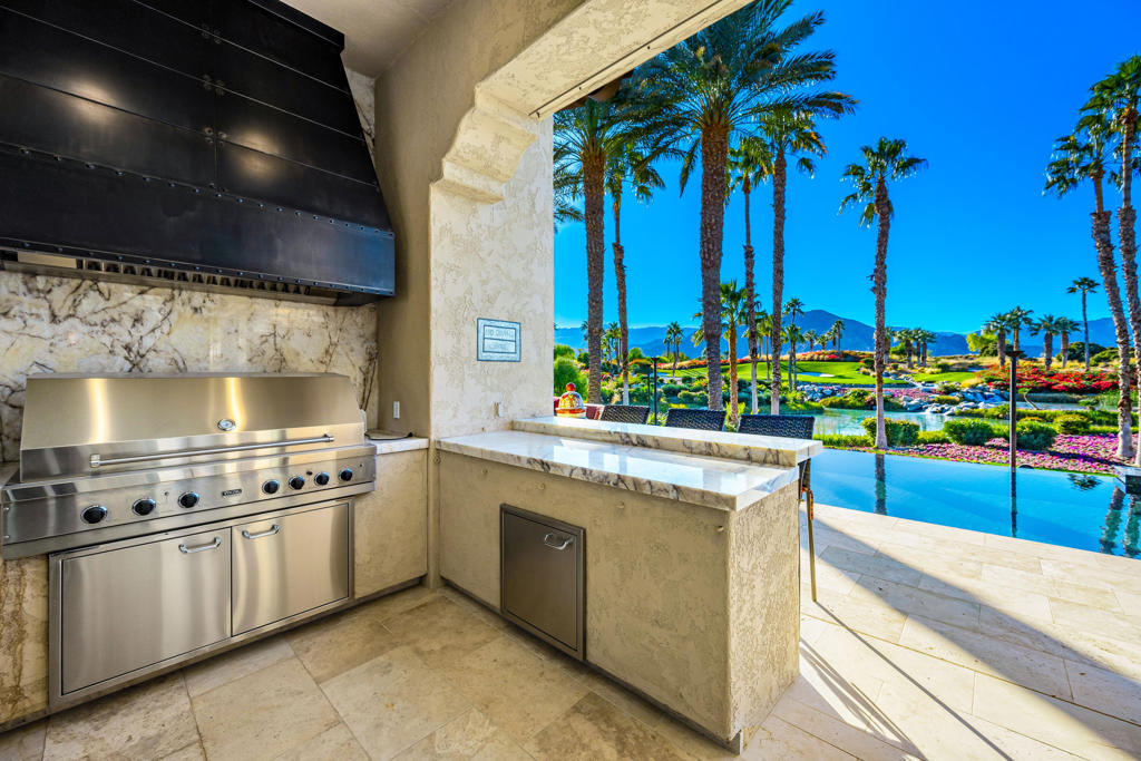 The Hideaway - Residential
