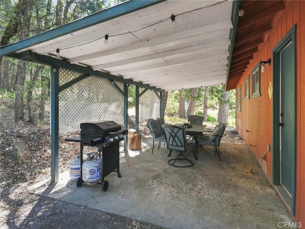 44754 Mountain Meadows
