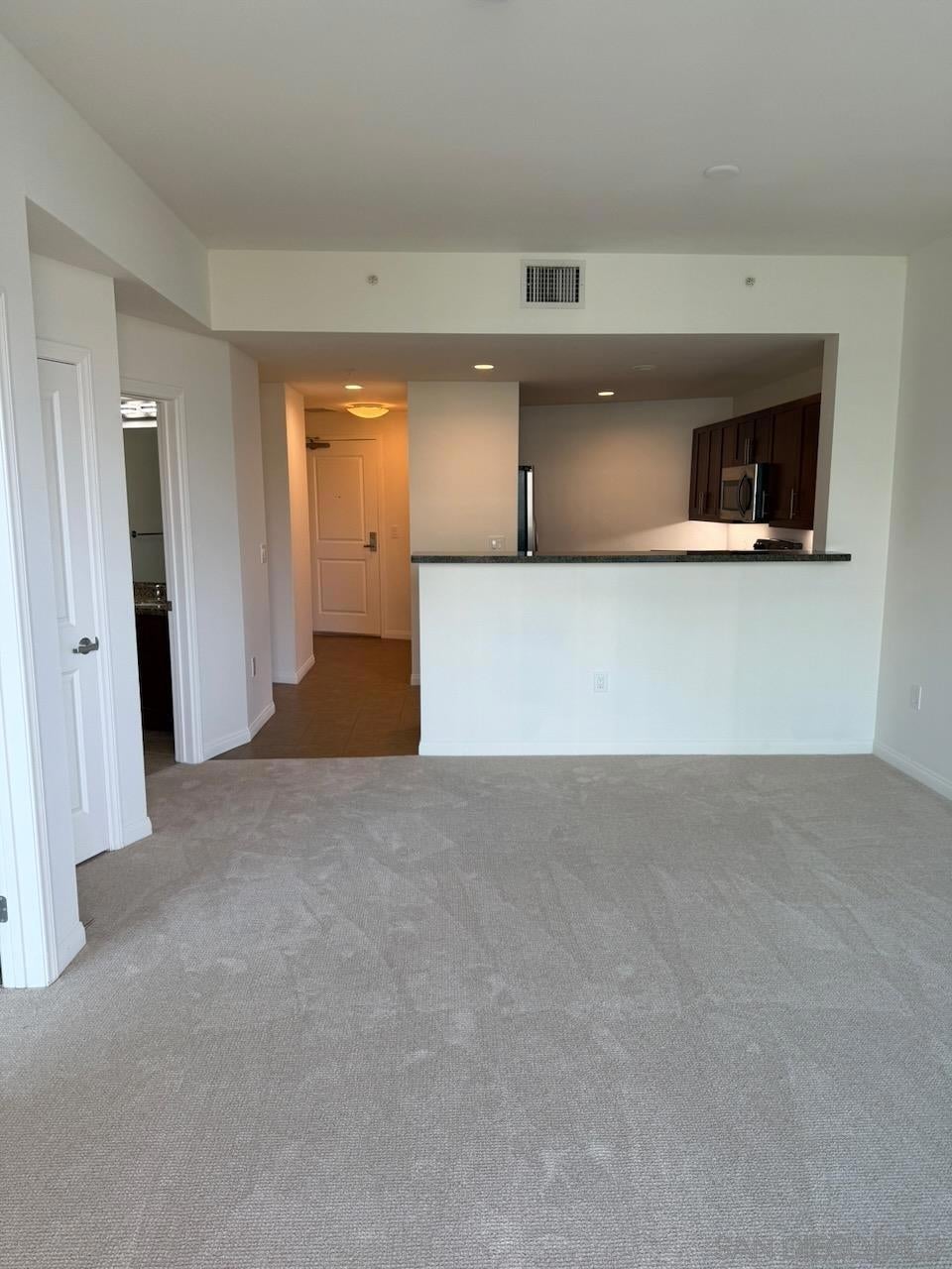 253 10th Ave 624