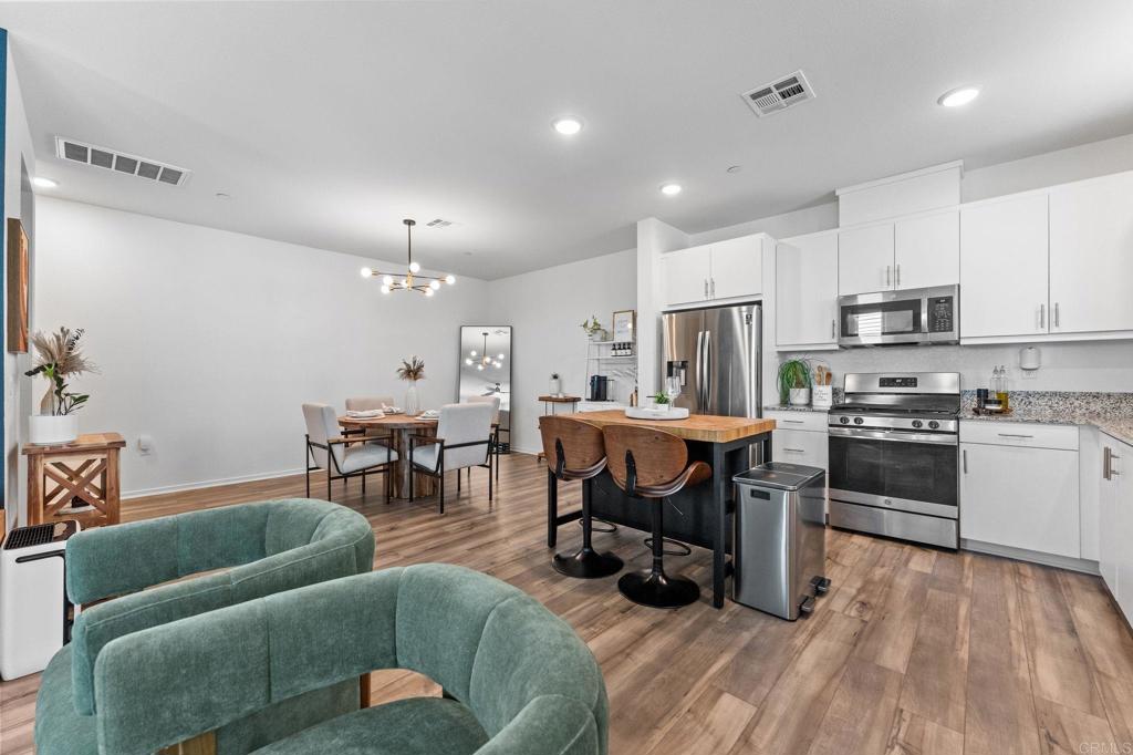 5494 Shorefront Drive 185