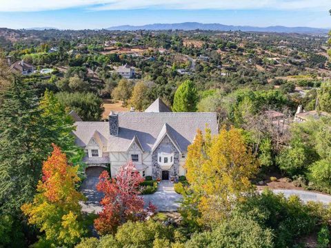 5 Rolling View Lane Fallbrook CA 92028