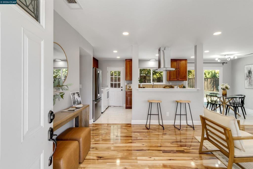 1593 Mendocino Dr