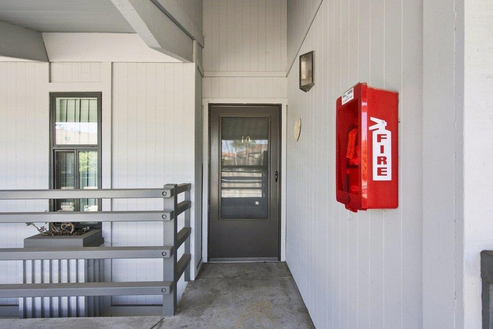 158 Kern Street 10