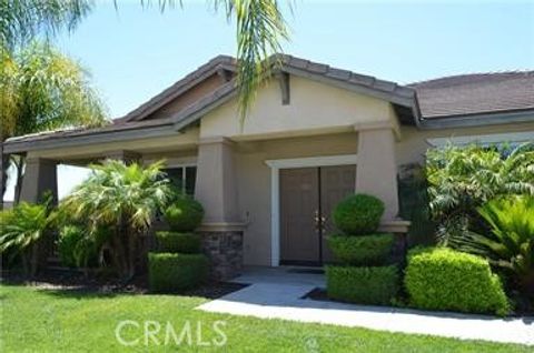 Photo of 32937 Lamtarra Loop, Menifee, CA 92584 (MLS # SW26137008)