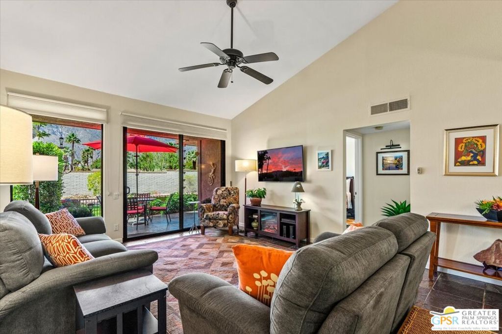 Sunrise Racquet Club - Residential