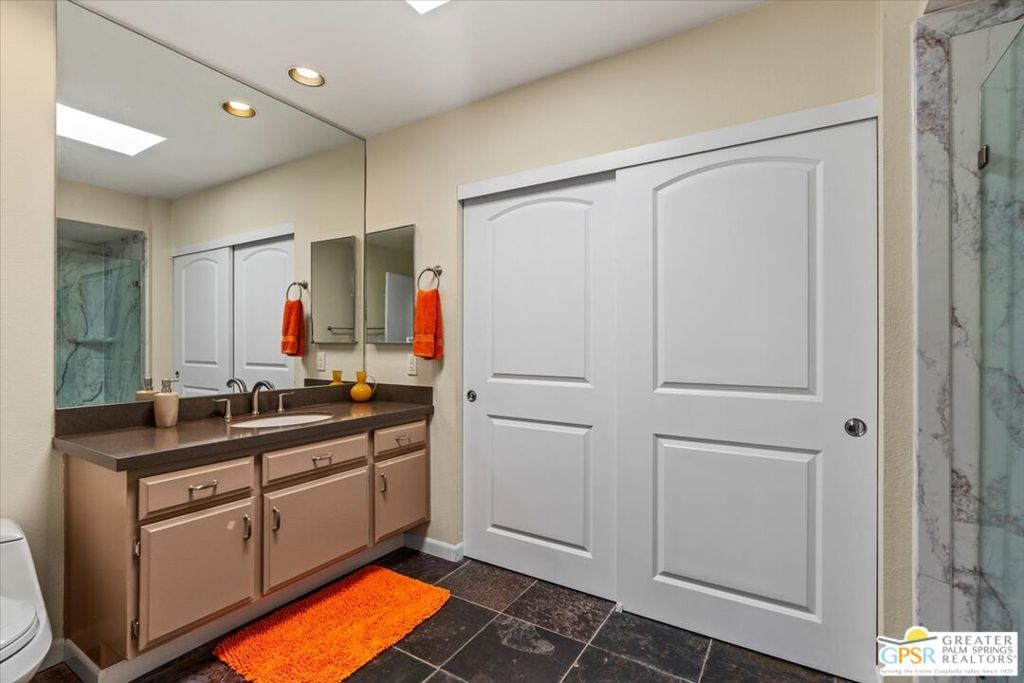 Sunrise Racquet Club - Residential
