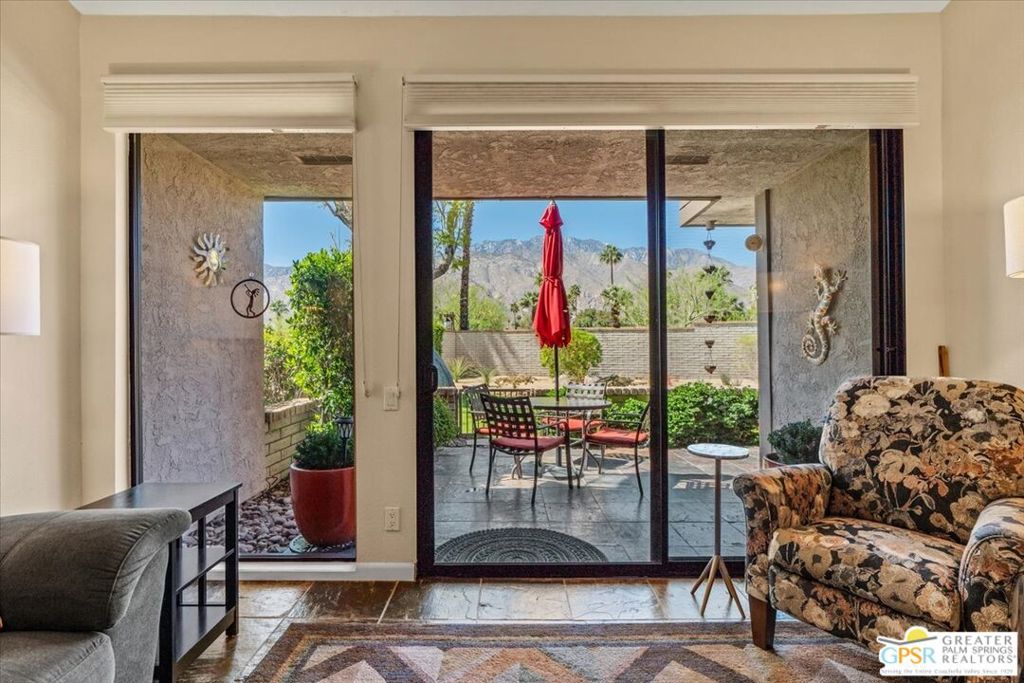 Sunrise Racquet Club - Residential