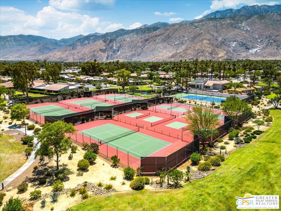 Sunrise Racquet Club - Residential
