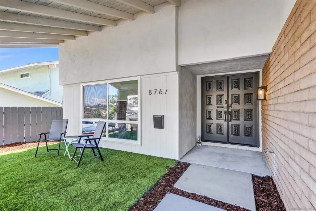 San Diego, California 92119, United States, 4 Bedrooms Bedrooms, ,3 BathroomsBathrooms,Residential,Active,222086