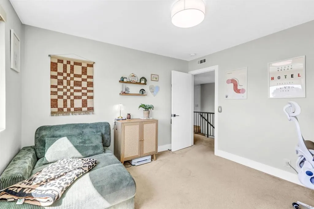 San Diego, California 92119, United States, 4 Bedrooms Bedrooms, ,3 BathroomsBathrooms,Residential,Active,222086