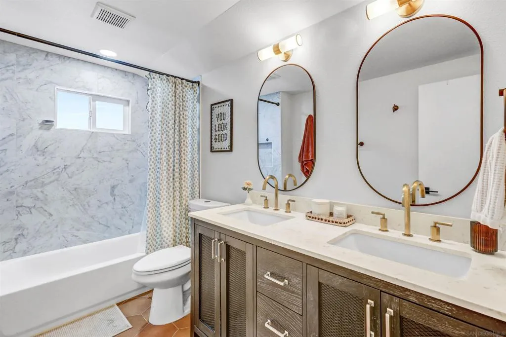 San Diego, California 92119, United States, 4 Bedrooms Bedrooms, ,3 BathroomsBathrooms,Residential,Active,222086