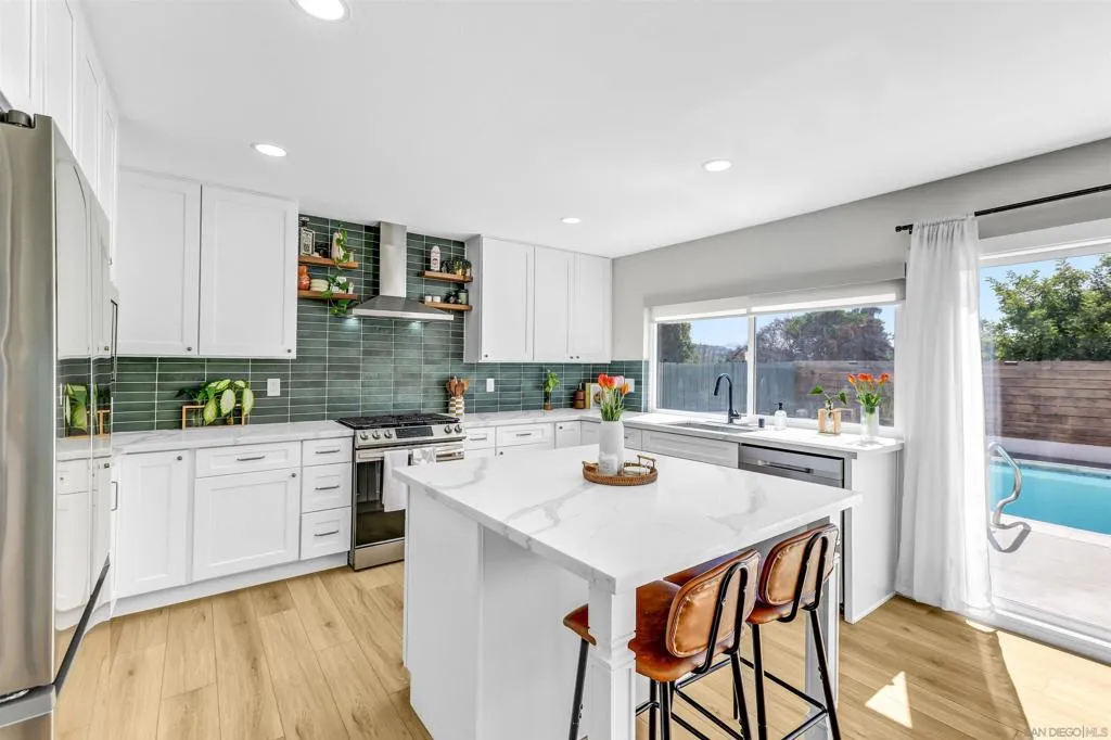 San Diego, California 92119, United States, 4 Bedrooms Bedrooms, ,3 BathroomsBathrooms,Residential,Active,222086