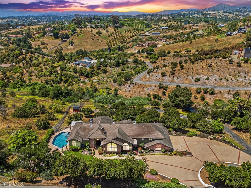 3520 Canonita Drive