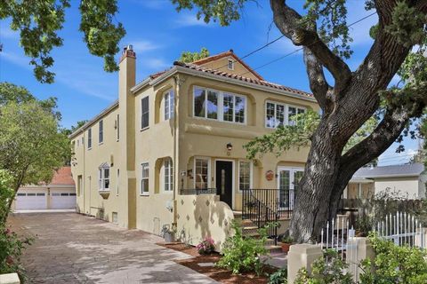 Photo of 620 Vera Avenue, Redwood City, CA 94061 (MLS # ML82042005)