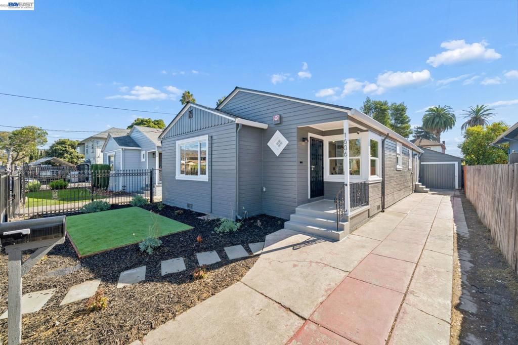 1606 82nd Ave