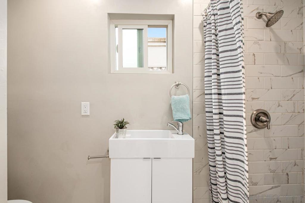 Ocean Beach - Residential