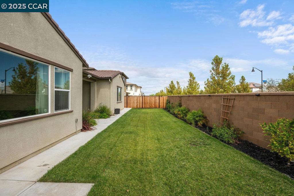 TRACY PARK - Residential