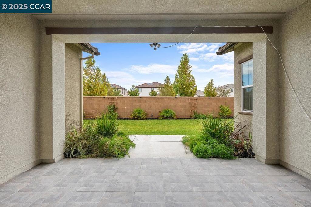 TRACY PARK - Residential