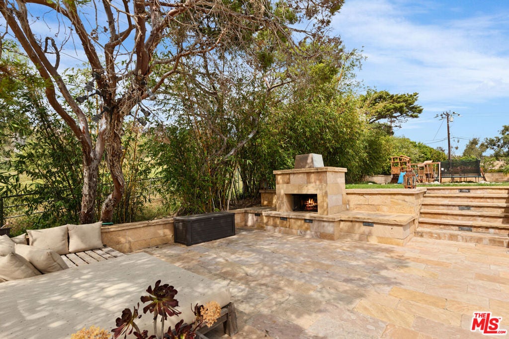 27409 Pacific Coast Highway