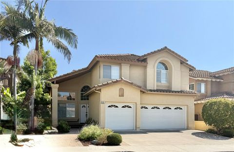 Photo of 68 Monserrat Pl, Lake Forest, CA 92610 (MLS # OC25235356) Photo of 68 Monserrat Pl, Lake Forest, CA 92610 (MLS # OC25235356)