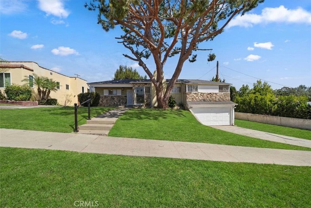 4115 W 61st