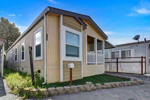 Photo of 60 wilson Way, Milpitas, CA 95035 (MLS # ML82027365)