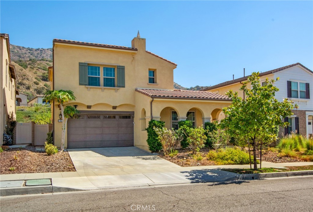 731 E Orange Blossom Way