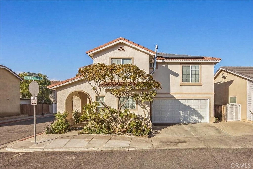 Photo of 4315 Admiralty Court, Riverside, CA 92503 (MLS # OC26156599)