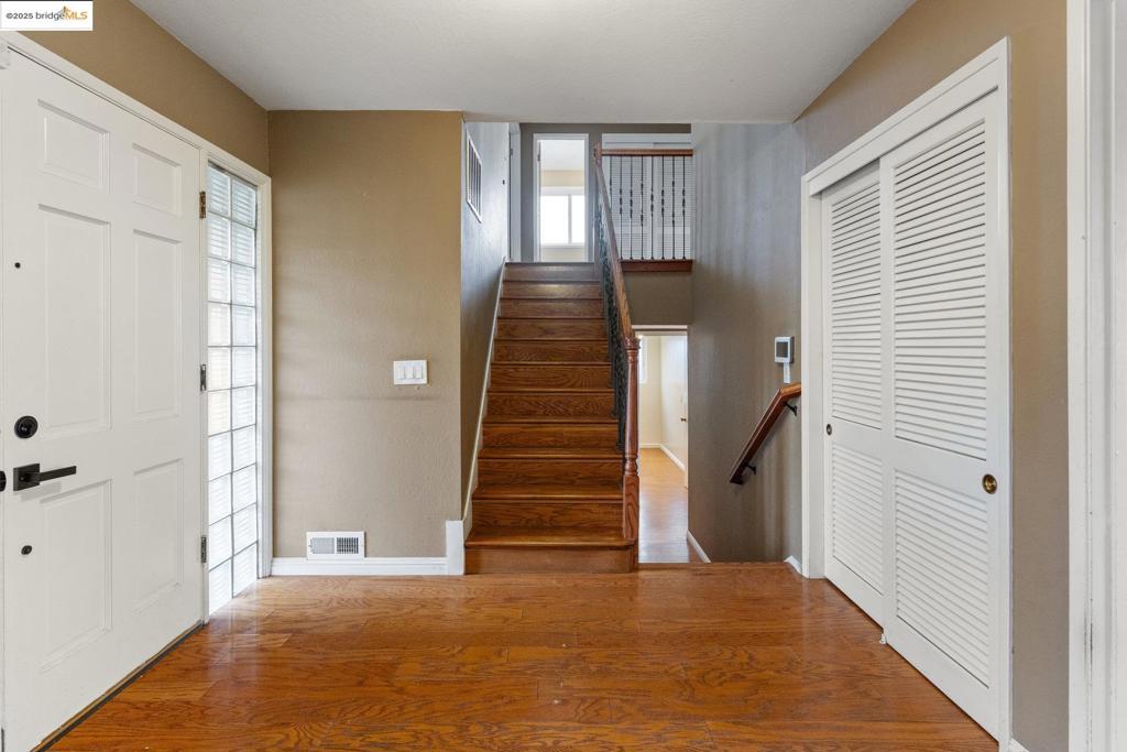 SEQUOYAH HILLS - Residential