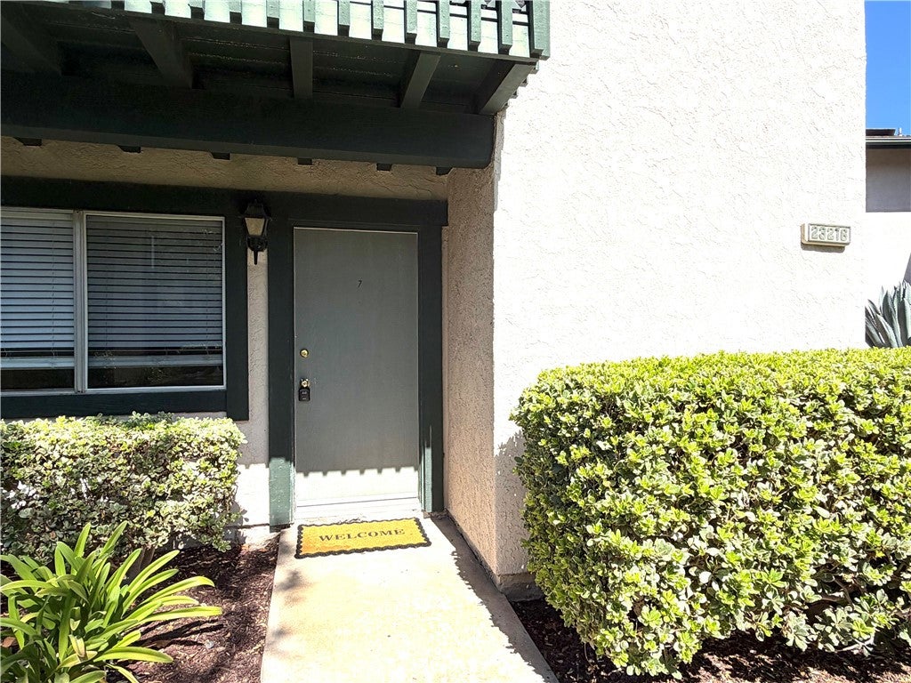 23216 Orange Ave AVE 7, Lake Forest CA 92630