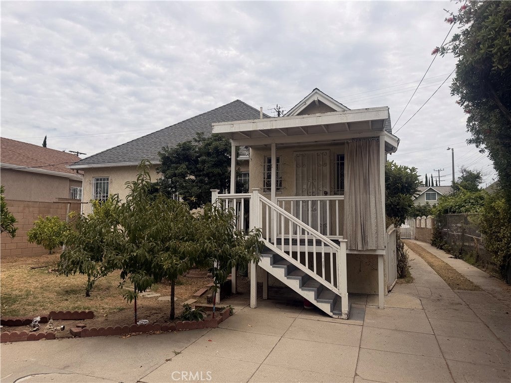 1307 N Kenmore AVE, Los Angeles CA 90027
