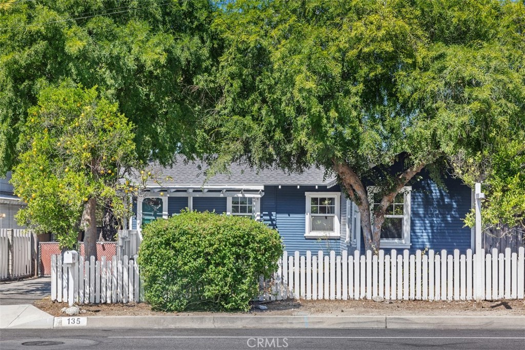 135 N Shamrock Avenue