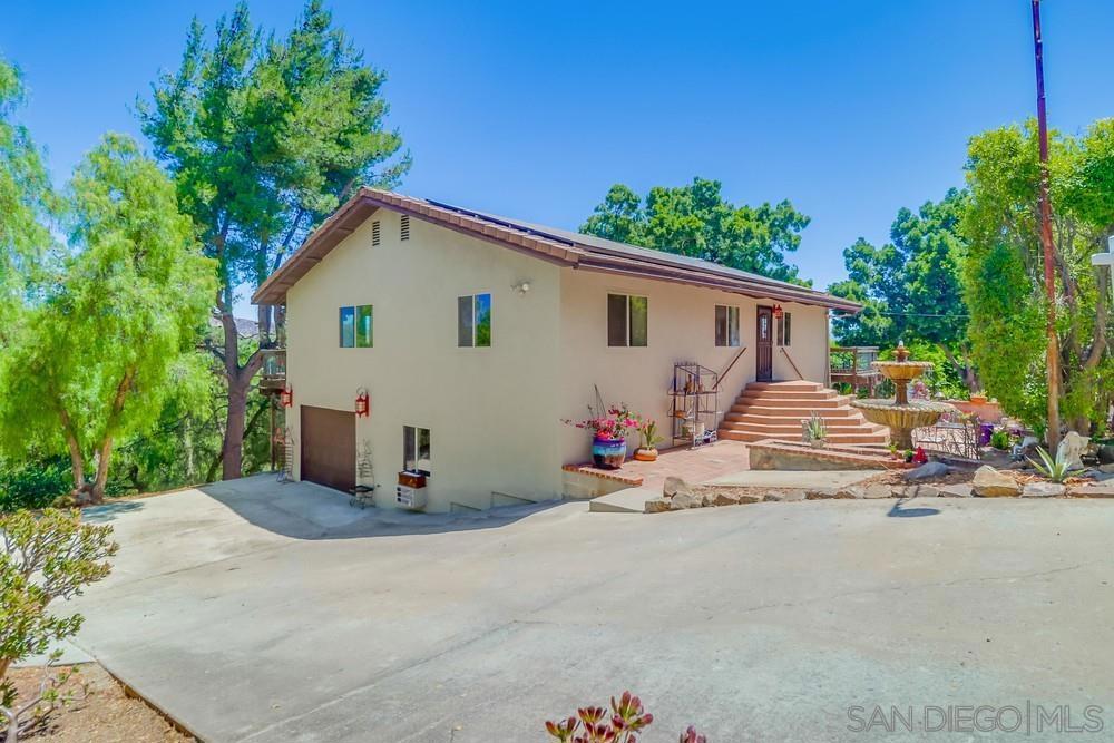 255 Highline Trl