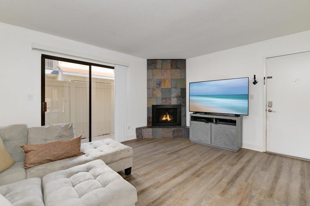 12650 Lakeshore Dr 149